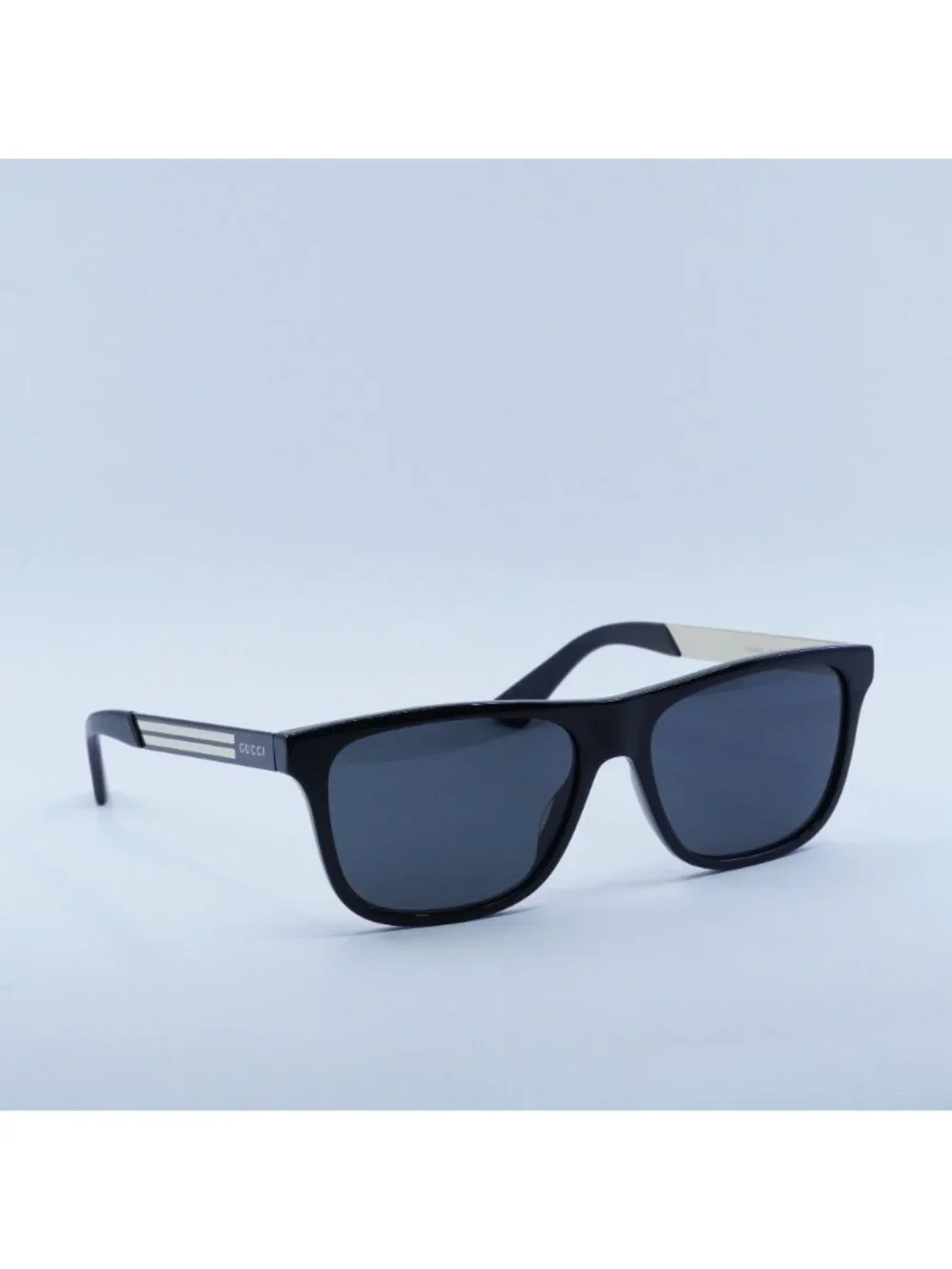 Gucci GG0687S 001 Sunglasses Black Square Frame, Grey Lenses